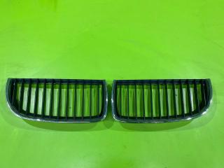 Запчасть решетка радиатора BMW 320i 2006