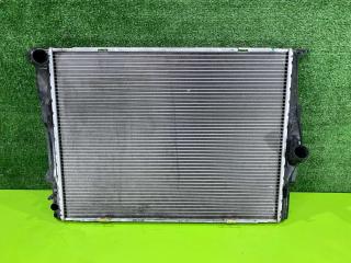 Запчасть радиатор охлаждения двигателя BMW 320i 2006