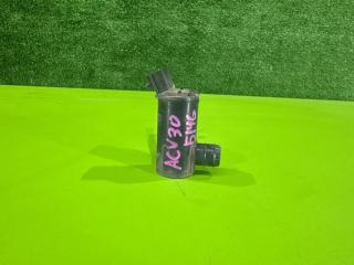 Запчасть насос омывателя Toyota CAMRY 2004