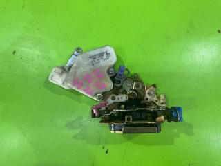 Запчасть замок боковой двери передний левый NISSAN Serena 2002