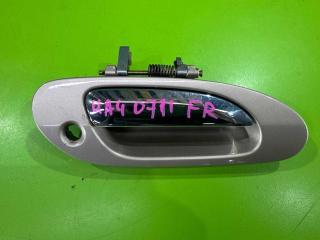 Запчасть ручка двери внешняя передняя правая Honda Inspire 2000