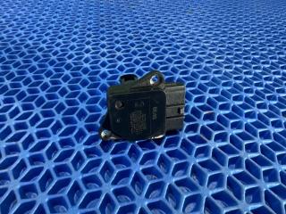 Запчасть датчик массового расхода воздуха Toyota Estima 2004