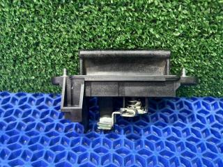 Запчасть ручка открывания багажника Mazda Axela 2007