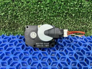 Запчасть сервопривод заслонок печки NISSAN Serena 2002