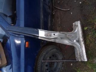 Стойка кузова центральная левая Daihatsu Storia 1998