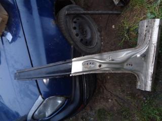 Стойка кузова центральная правая Daihatsu Storia 1998