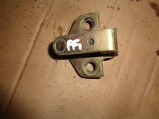 Ответная часть замка задняя левая Ford Focus 2004 Б/У Ответная часть замка задняя левая Ford Focus 2004