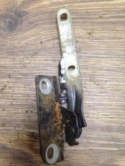 Петля капота передняя правая Renault Logan 2007