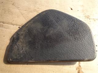 Накладка на торпедо Audi 100 1991