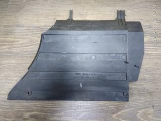 Крышка блока предохранителей Audi 100 1991