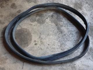 Уплотнительная резинка передняя правая Daewoo Nexia 2012