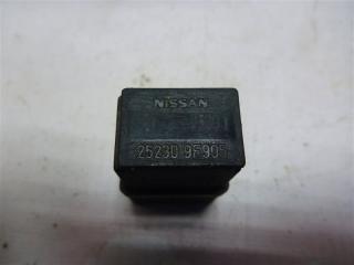 Реле Nissan Almera 2000
