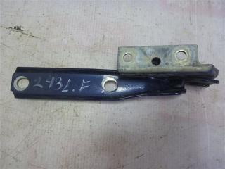 Петля капота передняя левая Volkswagen Passat 1997