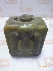 Бачок омывателя Mitsubishi Space Wagon 1986 Б/У Бачок омывателя Mitsubishi Space Wagon 1986