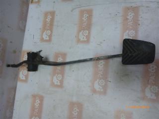 Педаль тормоза Mitsubishi Space Wagon 1986 Б/У Педаль тормоза Mitsubishi Space Wagon 1986