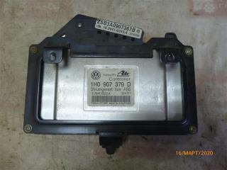 Блок управления ДВС Volkswagen Passat 1994