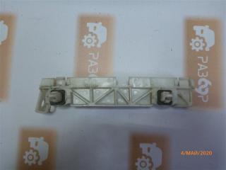 Крепление бампера переднее левое Mitsubishi Outlander 2011 Б/У Крепление бампера переднее левое Mitsubishi Outlander 2011