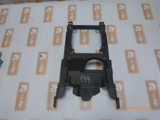 Консоль между сидений Mitsubishi Outlander 2011