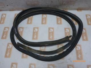 Уплотнительная резинка задняя левая Лада 2110 2011