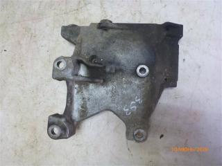Запчасть кронштейн кондиционера Mitsubishi Space Star 2004