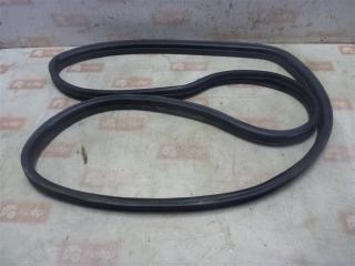 Уплотнительная резинка задняя правая Daewoo Nexia