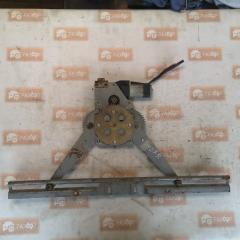 Стеклоподъемник передний правый Volkswagen Passat 1992