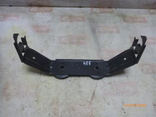 Кронштейн блока предохранителей Ford Focus 2010