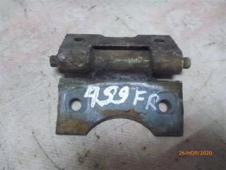 Запчасть петля двери передняя правая Mercedes-Benz W123 1975-1985