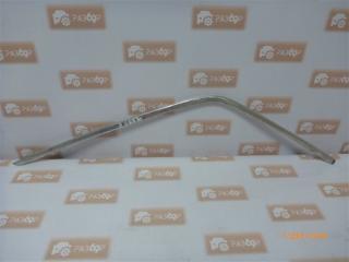 Молдинг стекла передний правый Mercedes-Benz W123 1975-1985