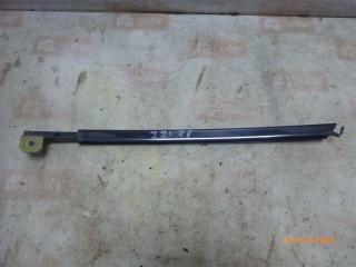 Запчасть направляющая стекла задняя правая Mercedes-Benz 190 1991