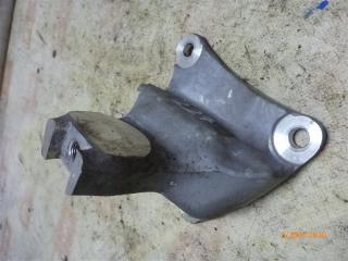 Кронштейн двигателя передний Honda Pilot 2014