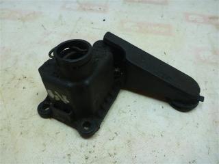 Запчасть клапан вентиляции картерных газов Audi 80 1990