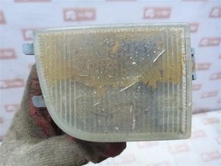 Поворотник передний правый Volkswagen Passat 1988