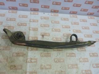 Балка подвески передняя Nissan Primera 1995