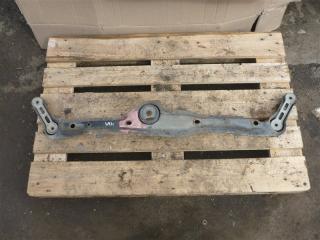 Балка подвески передняя Volkswagen Golf 1992