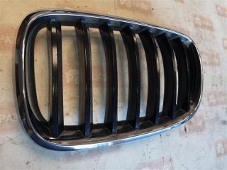 Решетка радиатора передняя левая BMW X5 2007-2014