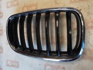 Решетка радиатора передняя правая BMW X5 2007-2014