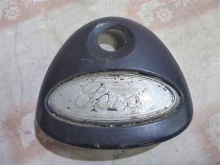 Ручка крышки багажника задняя Ford Fiesta 1997