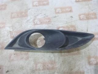 Рамка противотуманной фары передняя левая Toyota Auris 2006-2010