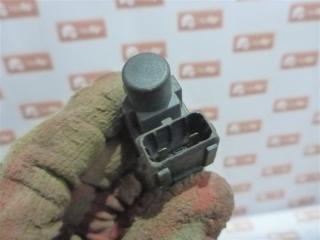 Датчик включения стопсигнала Ford Mondeo 1993 Б/У Датчик включения стопсигнала Ford Mondeo 1993