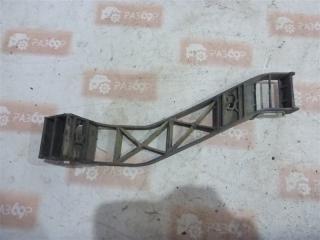 Кронштейн бампера задний правый Opel Omega 1987-1994