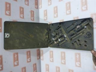 Ящик для инструментов Mitsubishi Pajero 1998 Б/У Ящик для инструментов Mitsubishi Pajero 1998