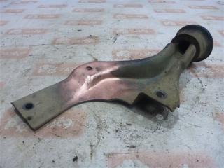 Кронштейн двигателя Audi 80 1988