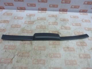 Накладка крышки багажника Chevrolet Niva 2007