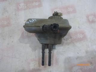 Бачок тормозной жидкости Volkswagen Passat 1995