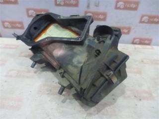 Корпус воздушного фильтра Audi 80 1990