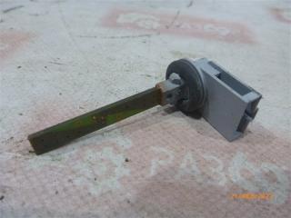 Запчасть датчик температуры Volkswagen Golf 2012