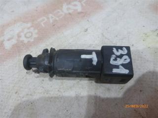 Датчик включения стопсигнала Mitsubishi Outlander 2005 Б/У Датчик включения стопсигнала Mitsubishi Outlander 2005