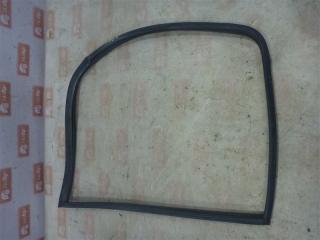 Уплотнительная резинка левая ГАЗ Газель 2006