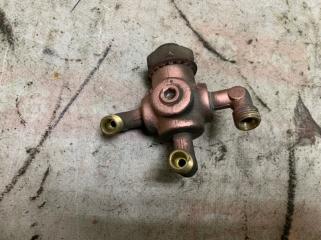 Распределитель пневмо Scania 113 1994 Б/У Распределитель пневмо Scania 113 1994